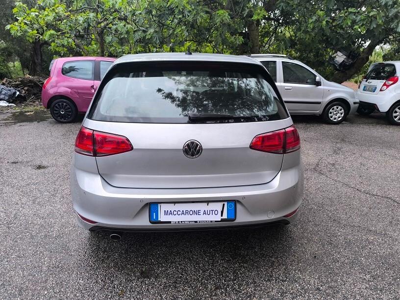 Volkswagen Golf 1.6 TDI 110 CV 5p. Highline R-LINE