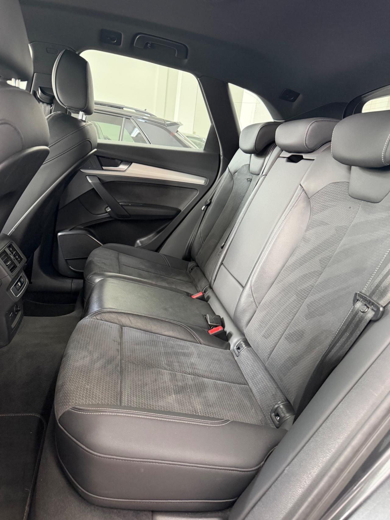 Audi Q5 40 TDI 204 CV quattro S tronic FINANZIABILE