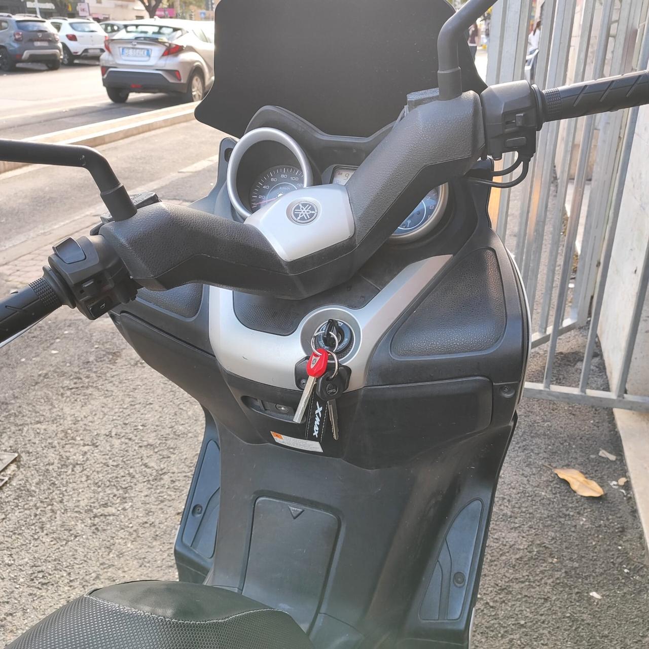 YAMAHA XMAX 250 – ANNO 2013 – € 1.400