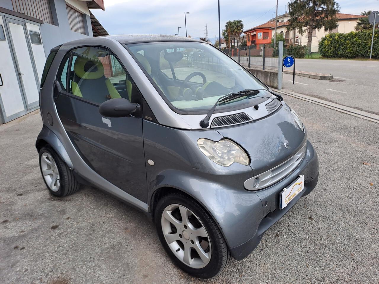 Smart ForTwo 700 coupé pure (37 kW)