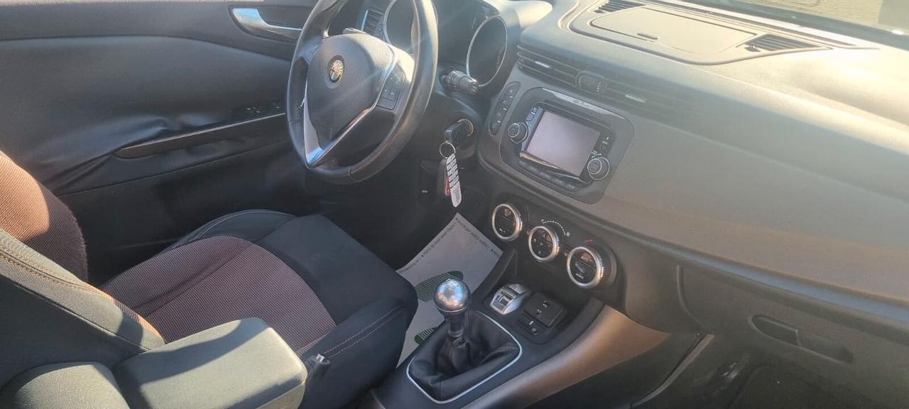 Alfa Romeo Giulietta 1.6 JTDm-2 105 CV Exclusive