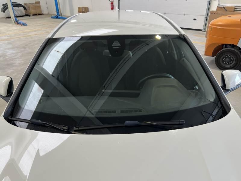 Bmw 118 118d 5p. Business Advantage