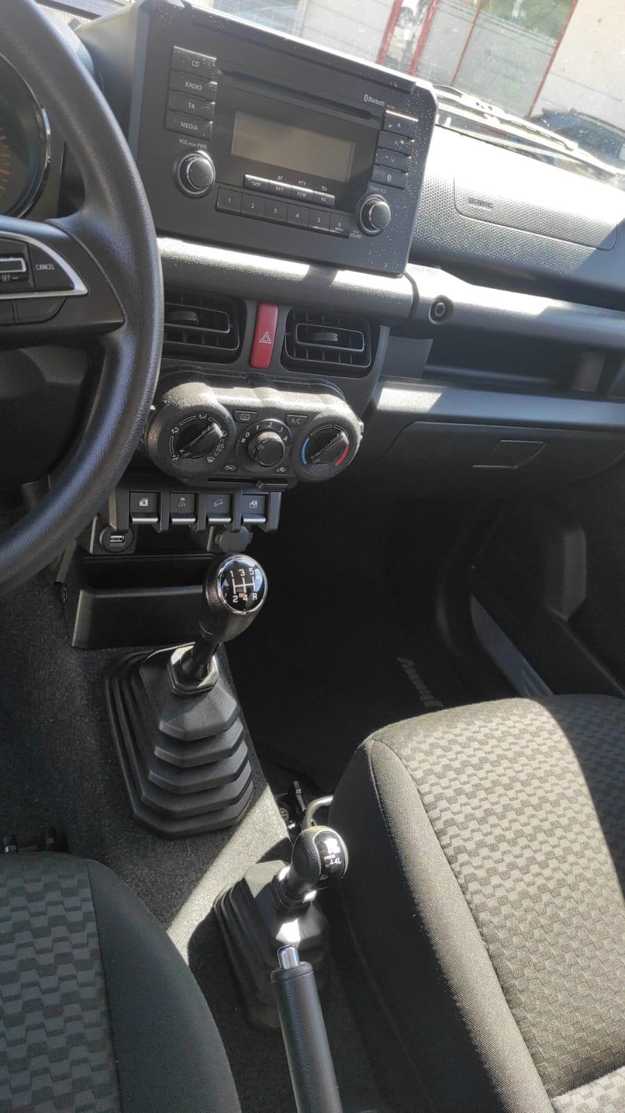 SUZUKI JIMNY 1.5 BENZINA 102CV 4X4 GANCIO TRAINO