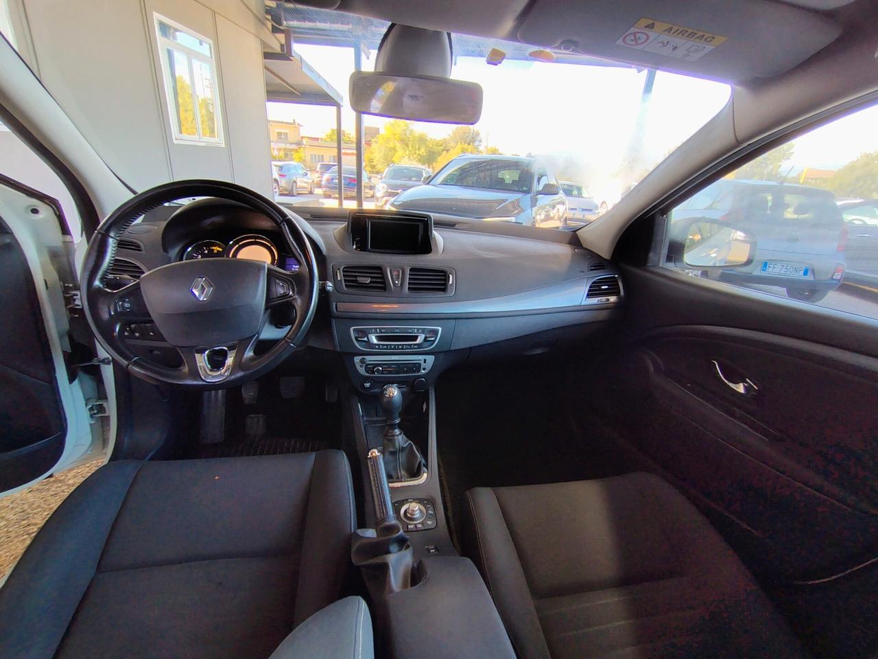 Renault Megane Mégane 1.5 dCi 110CV SporTour Wave Autocarro