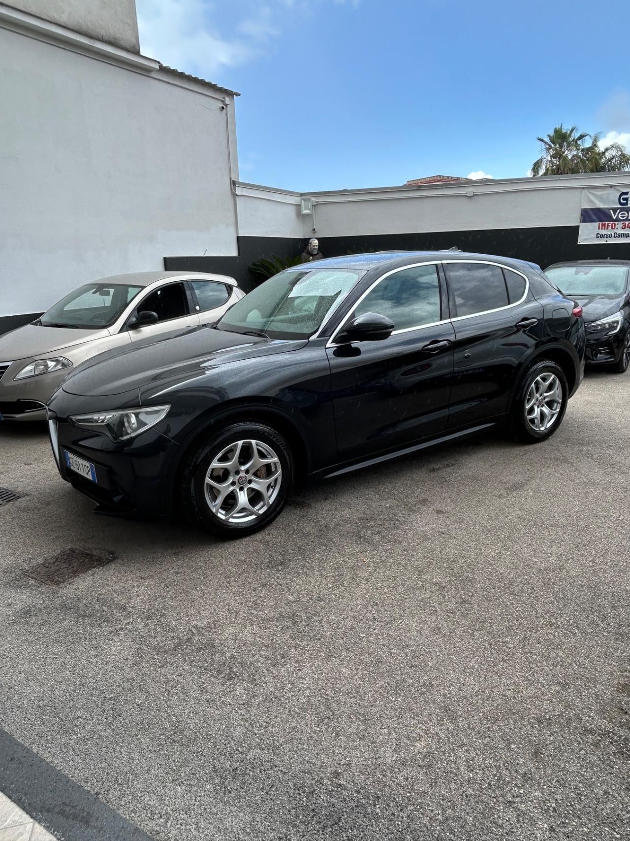 Alfa Romeo Stelvio 2.2 Turbodiesel 180 CV AT8 RWD Executive