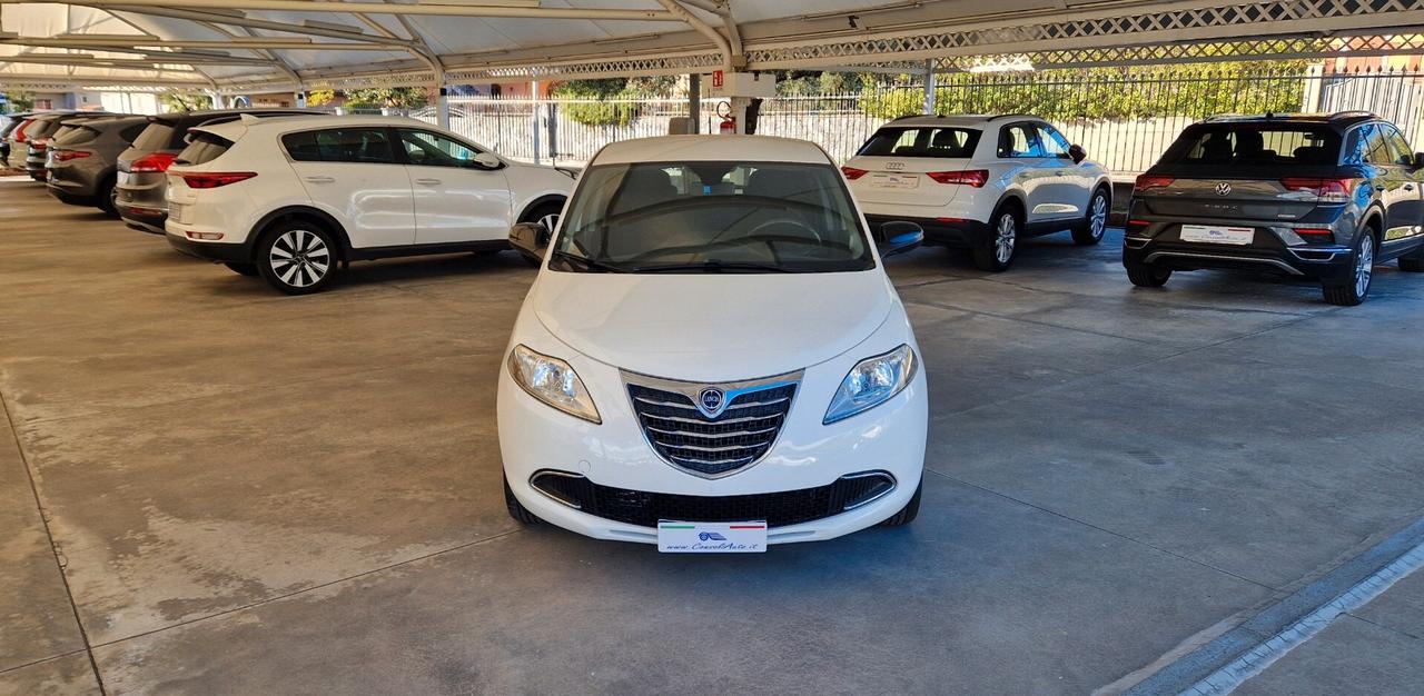 Lancia Ypsilon 1.3 Mjt 95cv 5 porte Platinum