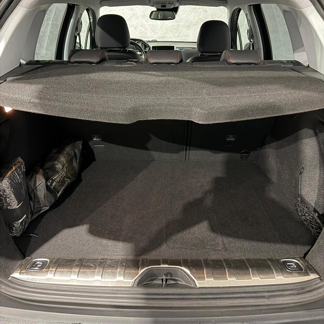 Peugeot 2008 1.2 BENZINA GT-LINE NEOPATENTATI+PELLE+RETROCAMERA