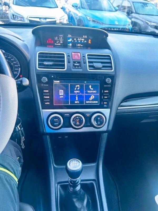 Subaru XV 2.0D Style - Con gancio traino