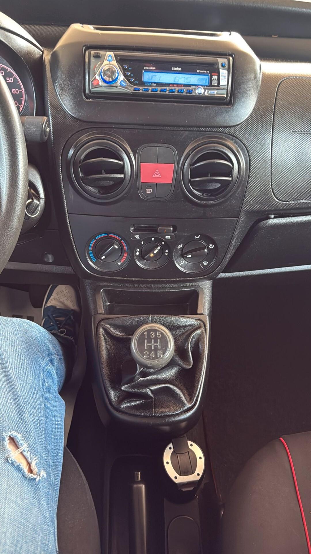 Peugeot Bipper Tepee 1.4 75CV Outdoor