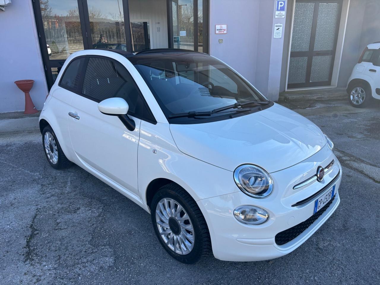 Fiat 500 C 1.0 Hybrid Dolcevita 05/2023