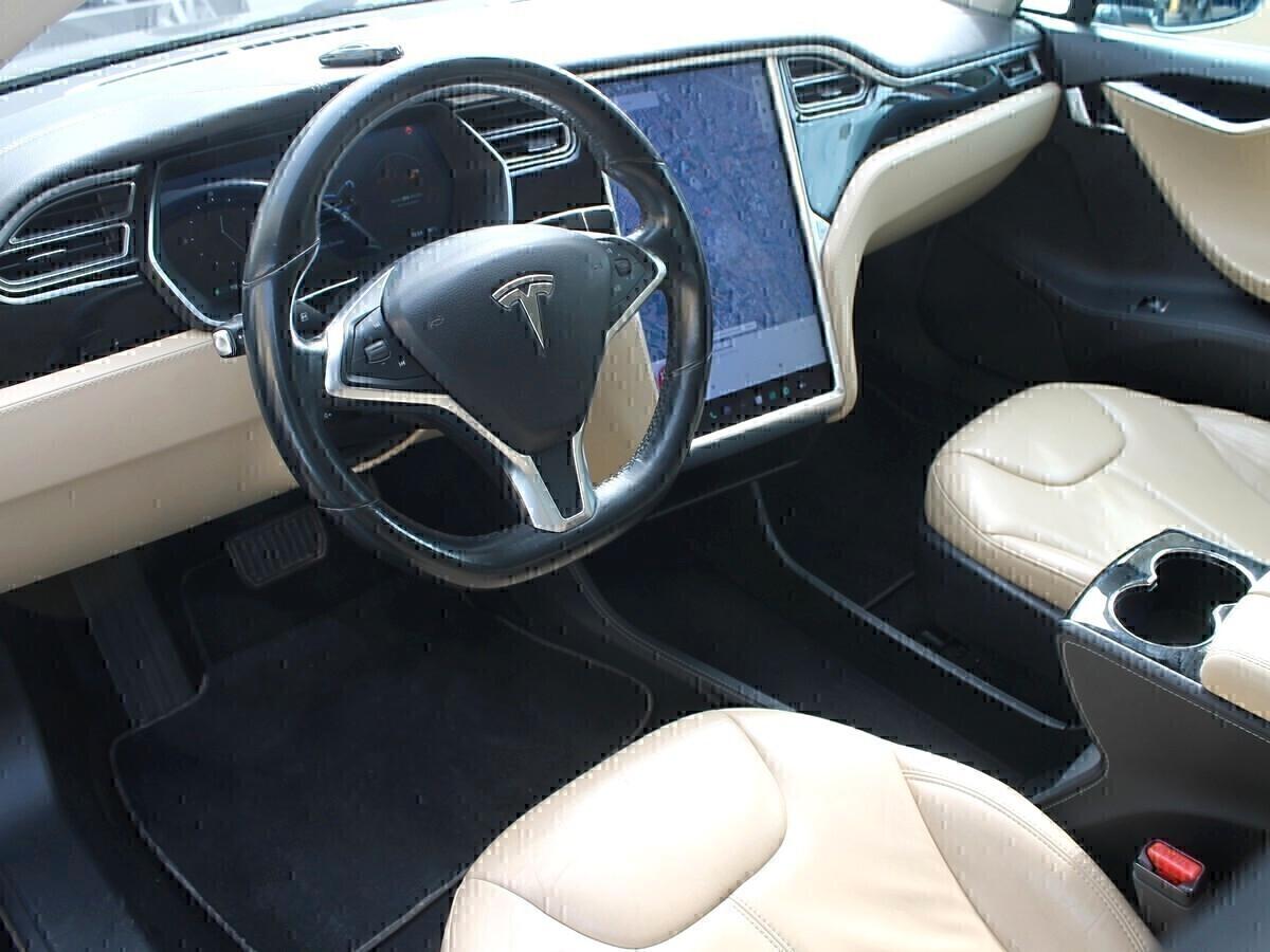 Tesla Model S 85 CHARGE e CONN DATI GRATIS A VITA
