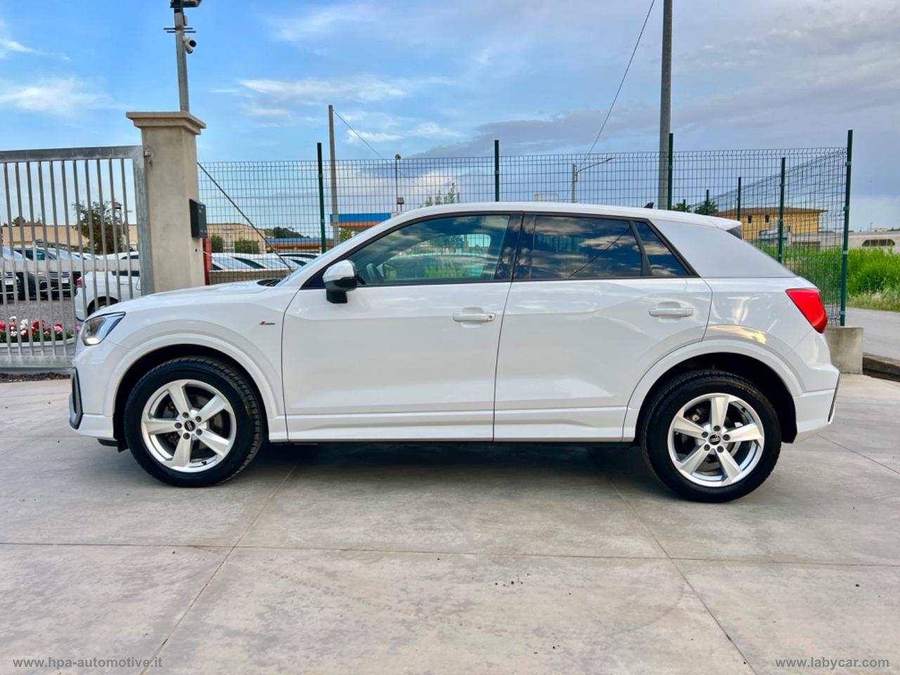 AUDI Q2 2.0TDI S-line LED NAVI PELLE CAMERA KEYLESS