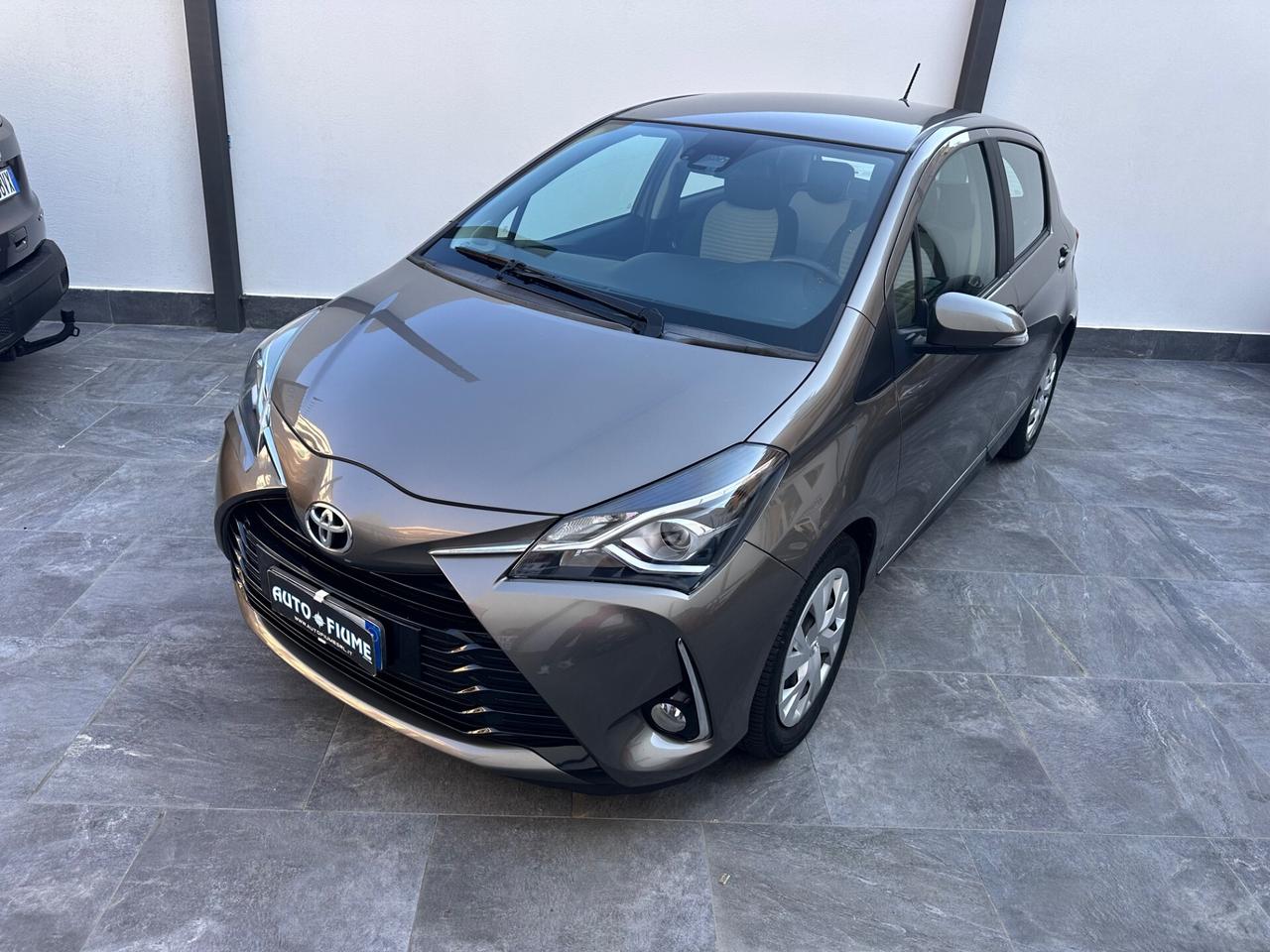 Toyota Yaris 1.5 5 porte Active