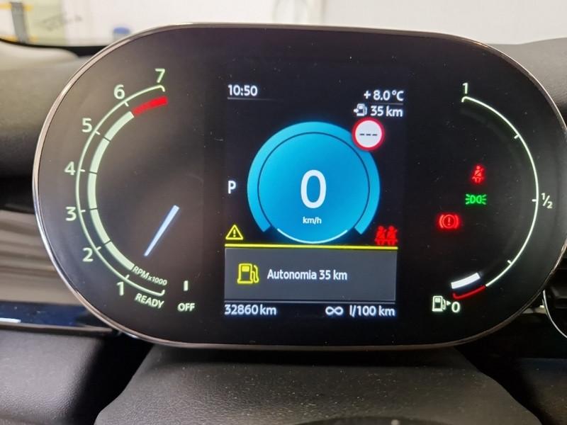 MINI COOPER ESSENTIAL AUTO 3 PORTE BERLINA