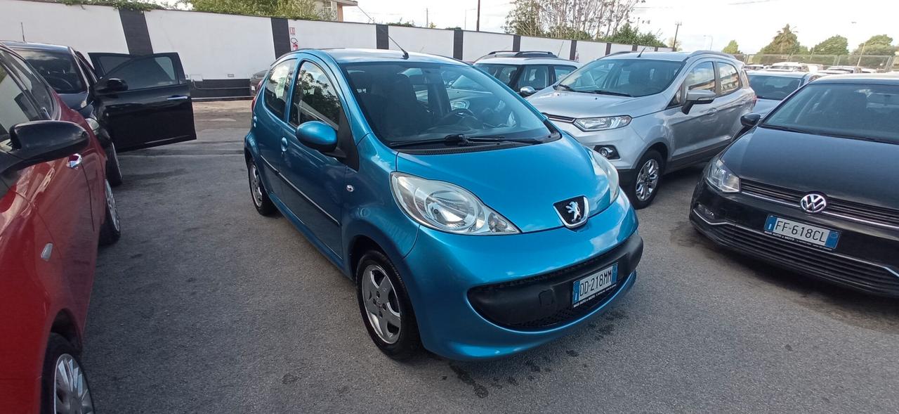 Peugeot 107 CAMBIO AUTOMATICO