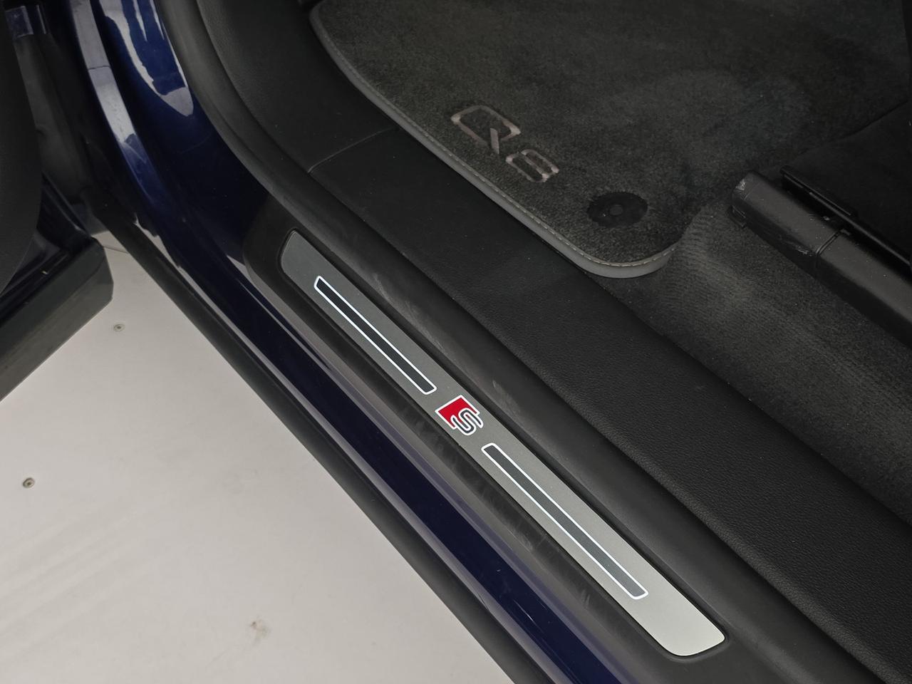 Audi Q8 55 3.0 tfsi mhev sport quattro tiptronic