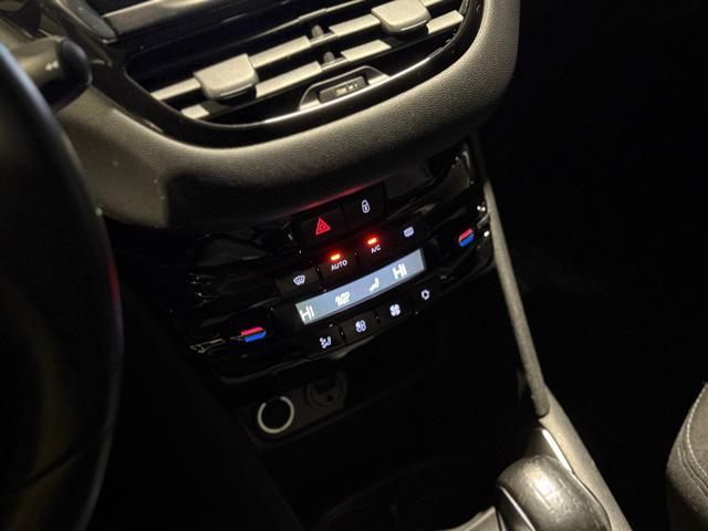 PEUGEOT 208 1.4 8V HDi 68CV 5p. Allure