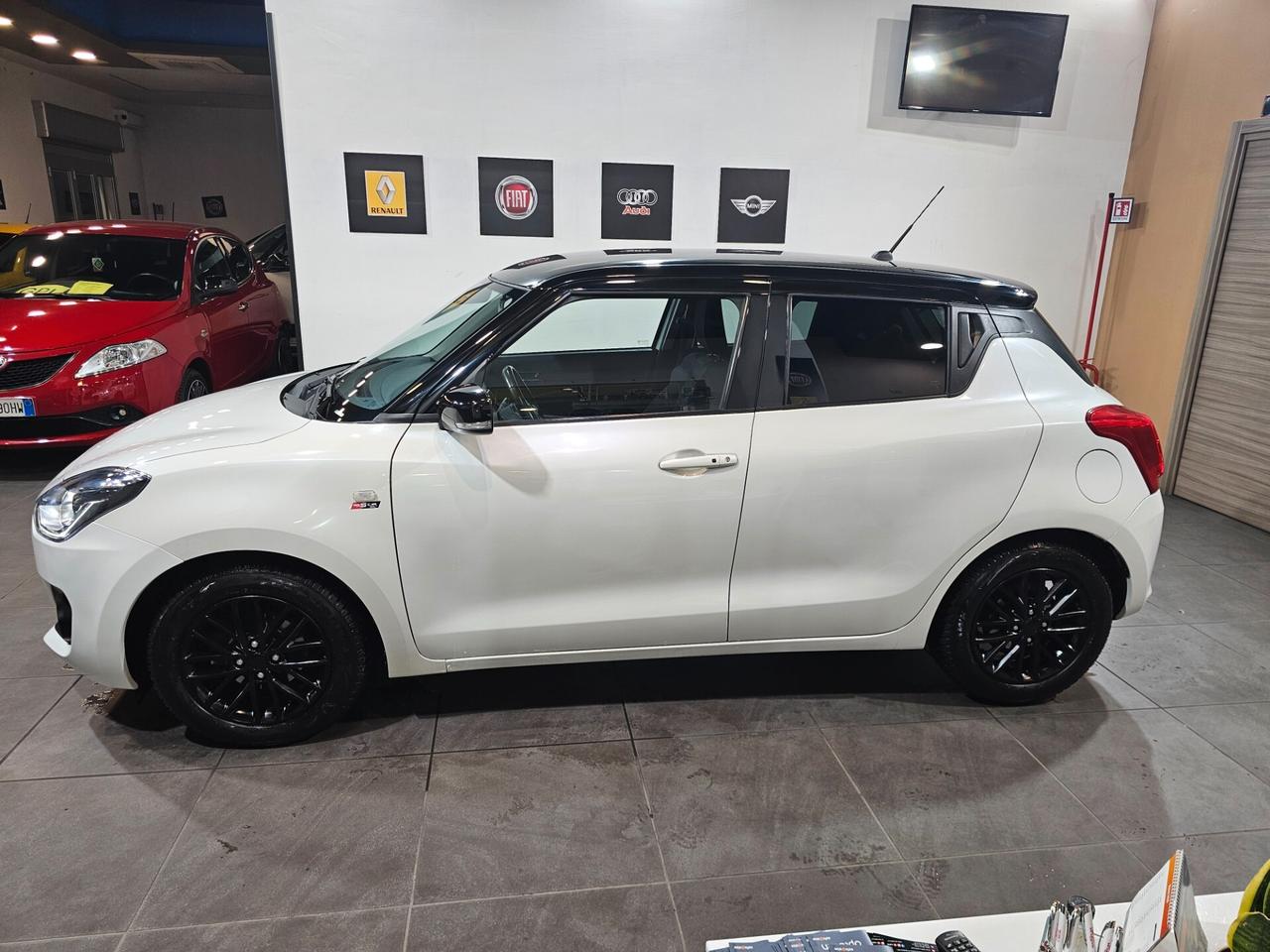 Suzuki Swift 1.2 Hybrid CVT Easy Top