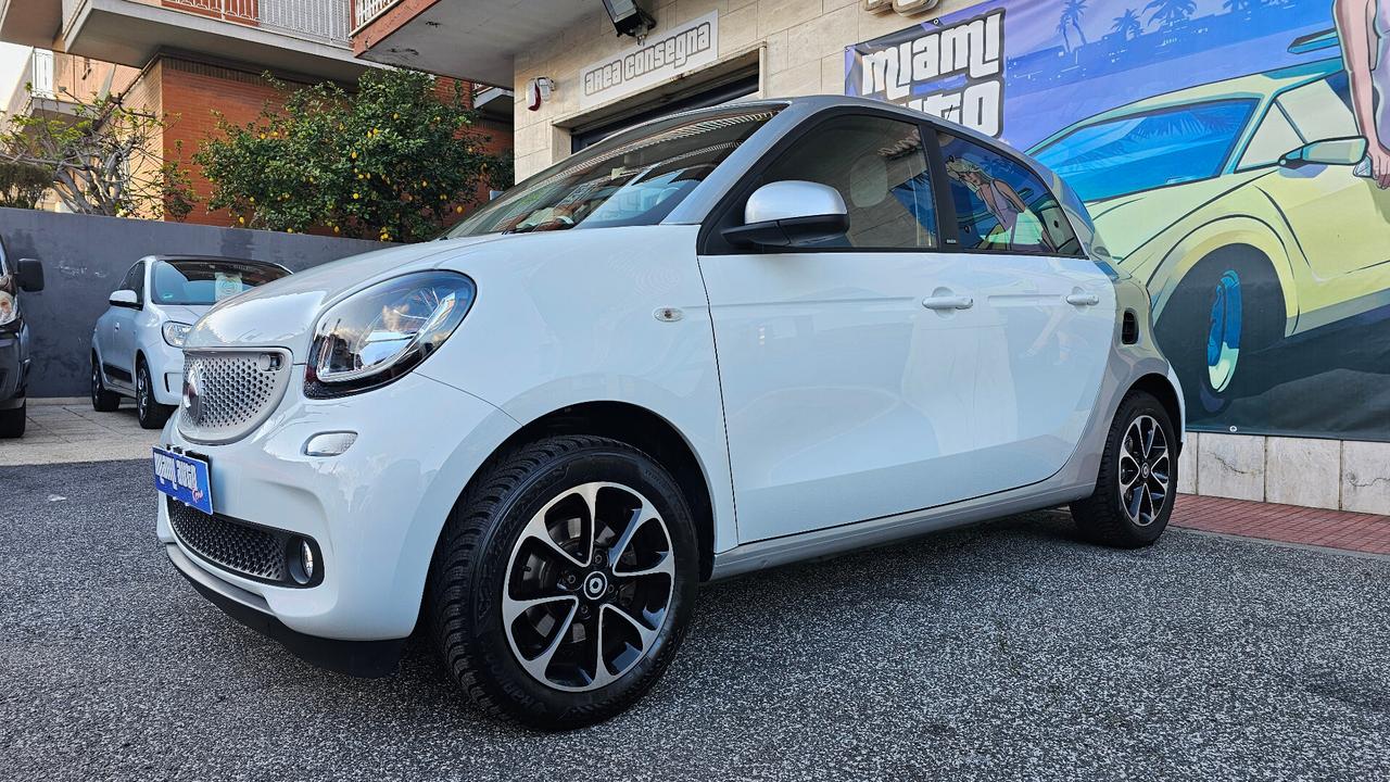 Smart Forfour 70 1.0 twinamic Passion NAV RETROCAM SENSORI CARVERTICAL OK