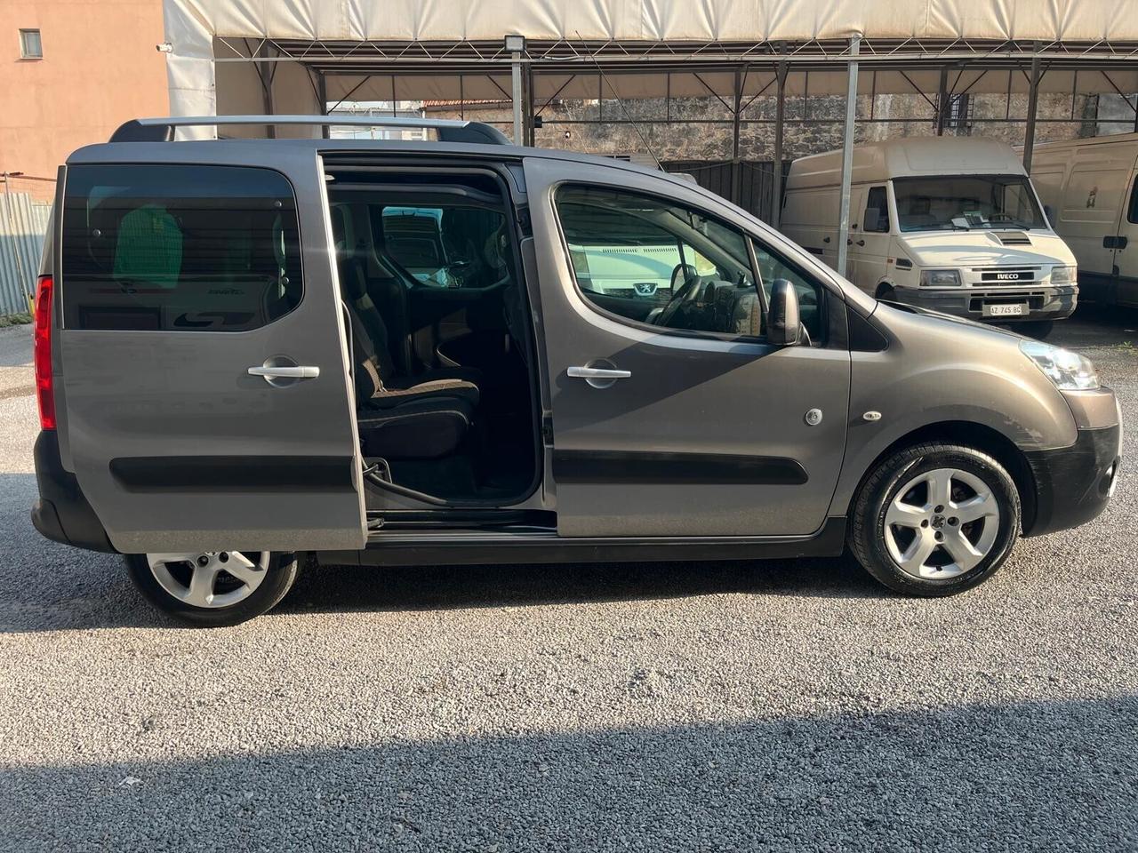 Peugeot Partner Tepee 1.6 HDi 110CV Premium