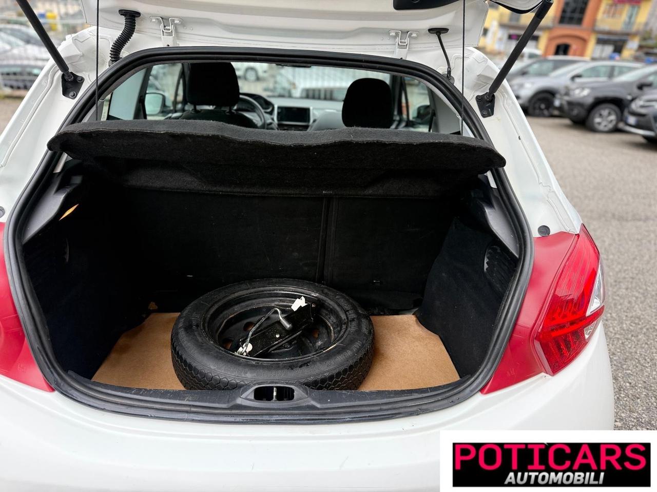 Peugeot 208 1.2 80 CV 3p. GPL Access