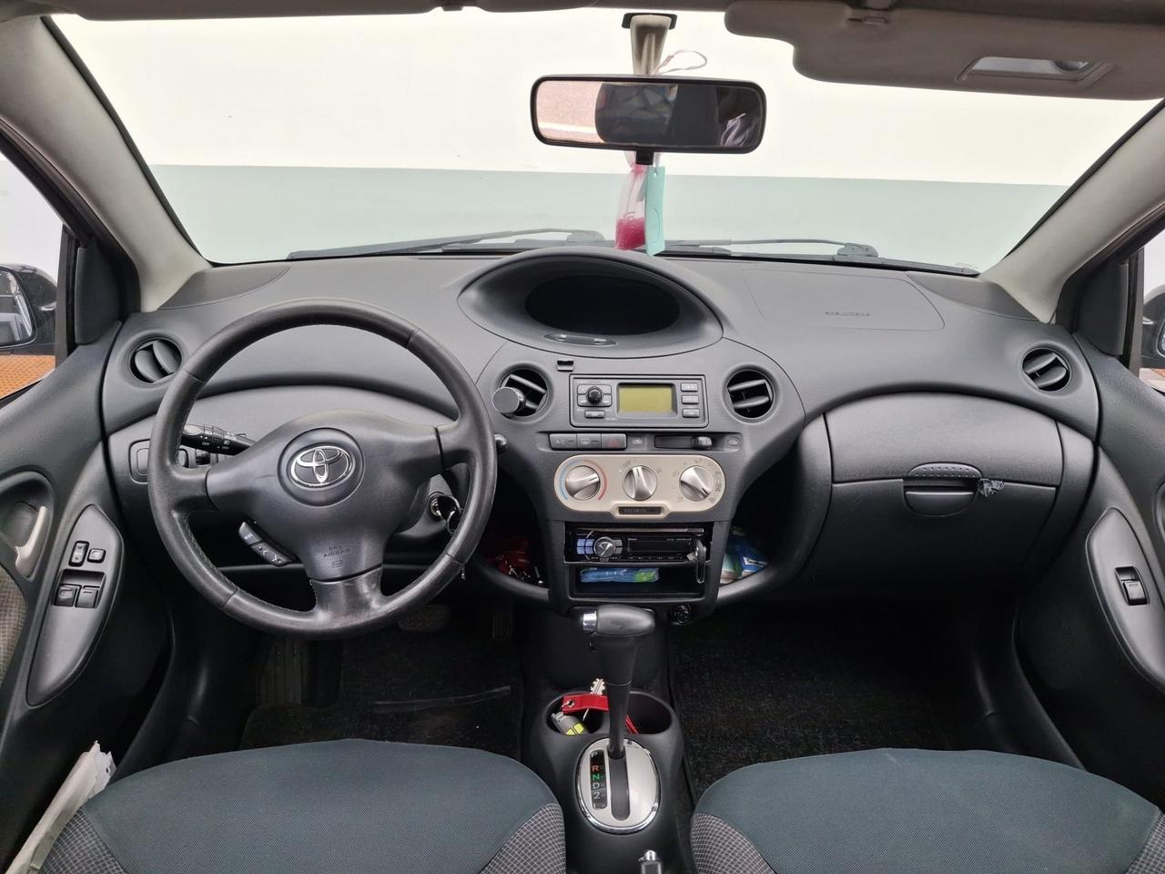 Toyota Yaris 1.3i Benzina/CAMBIO AUTOMATICO