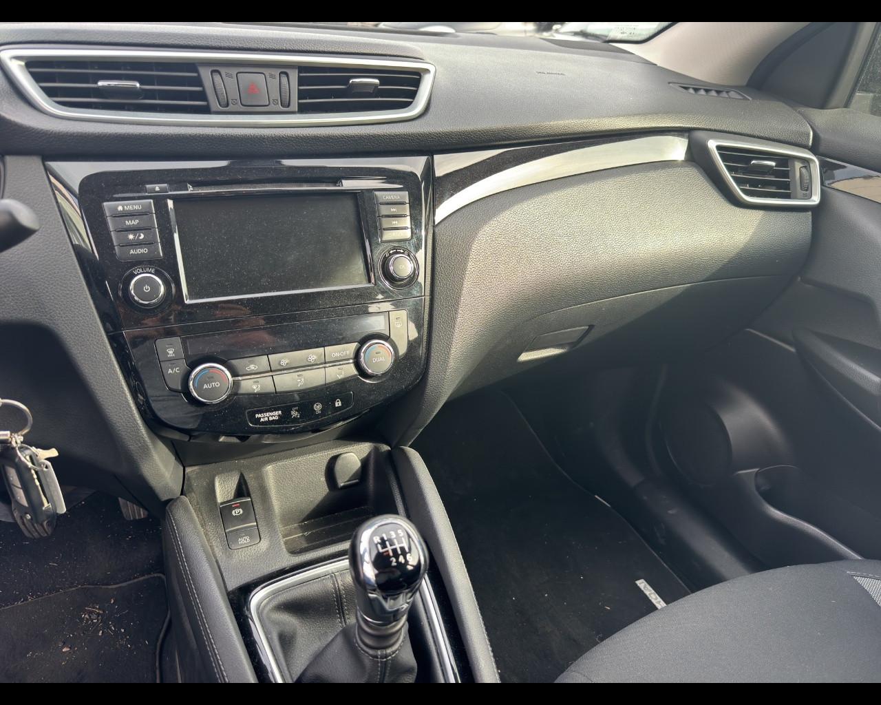 NISSAN Qashqai 1.5 dCi 115 CV Business AUTOCARRO