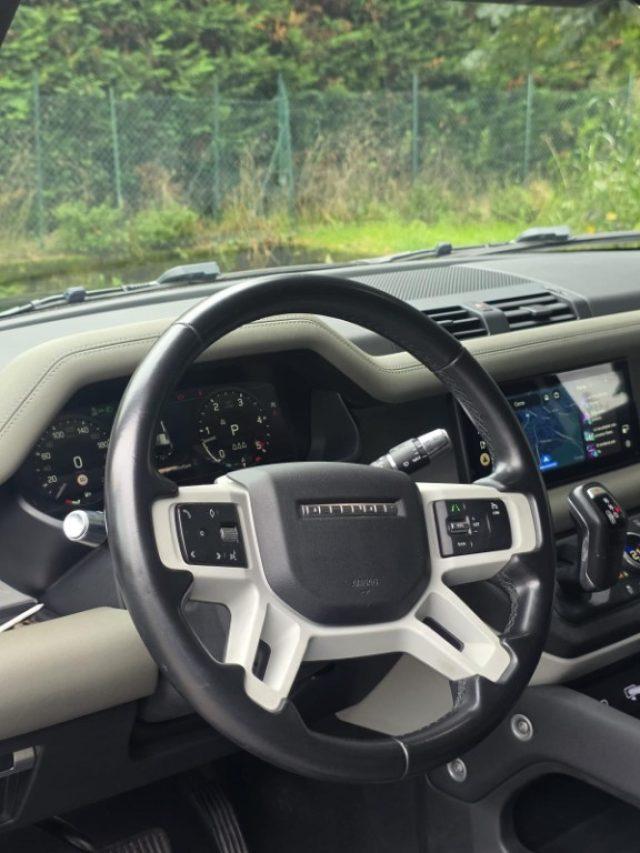 LAND ROVER Defender 110 3.0D I6 200 CV AWD Auto X-Dynamic SE