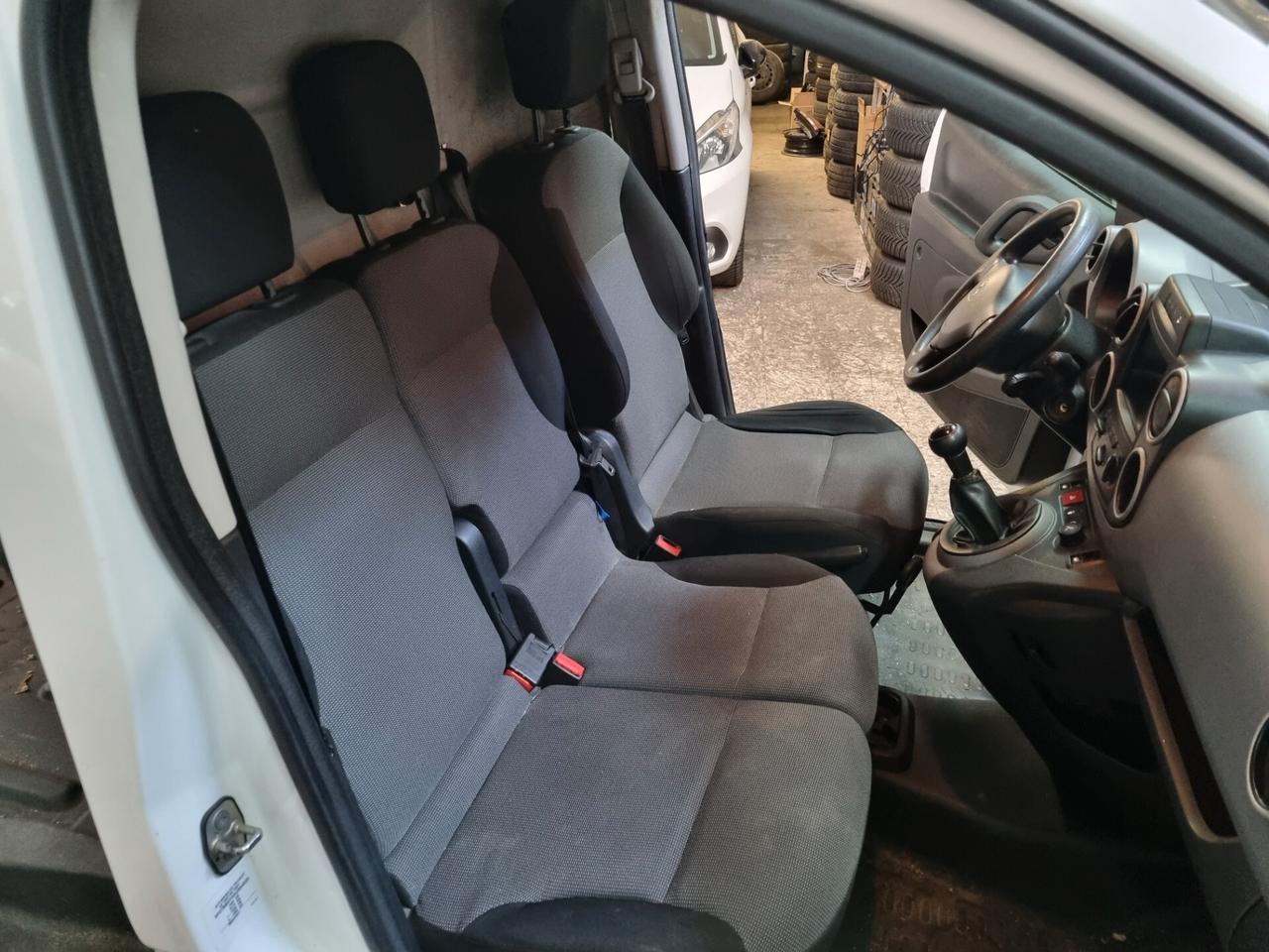 Peugeot Partner 1.6 BlueHDi 100 L1 Furgone 3Posti