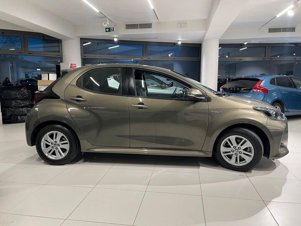 Toyota Yaris 1.5 Hybrid 5 porte Business