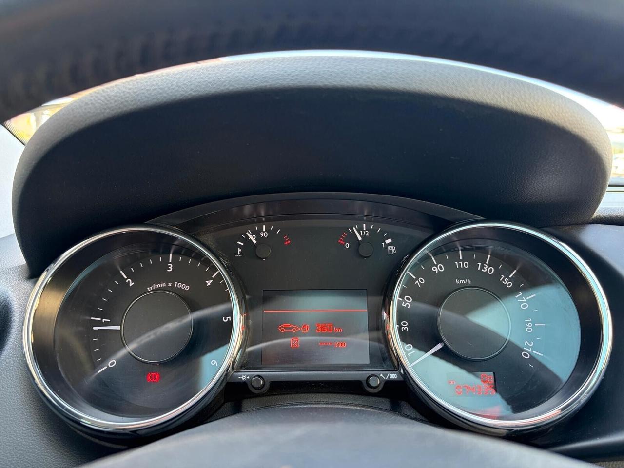 Peugeot 3008 1.6 HDi 110CV Outdoor