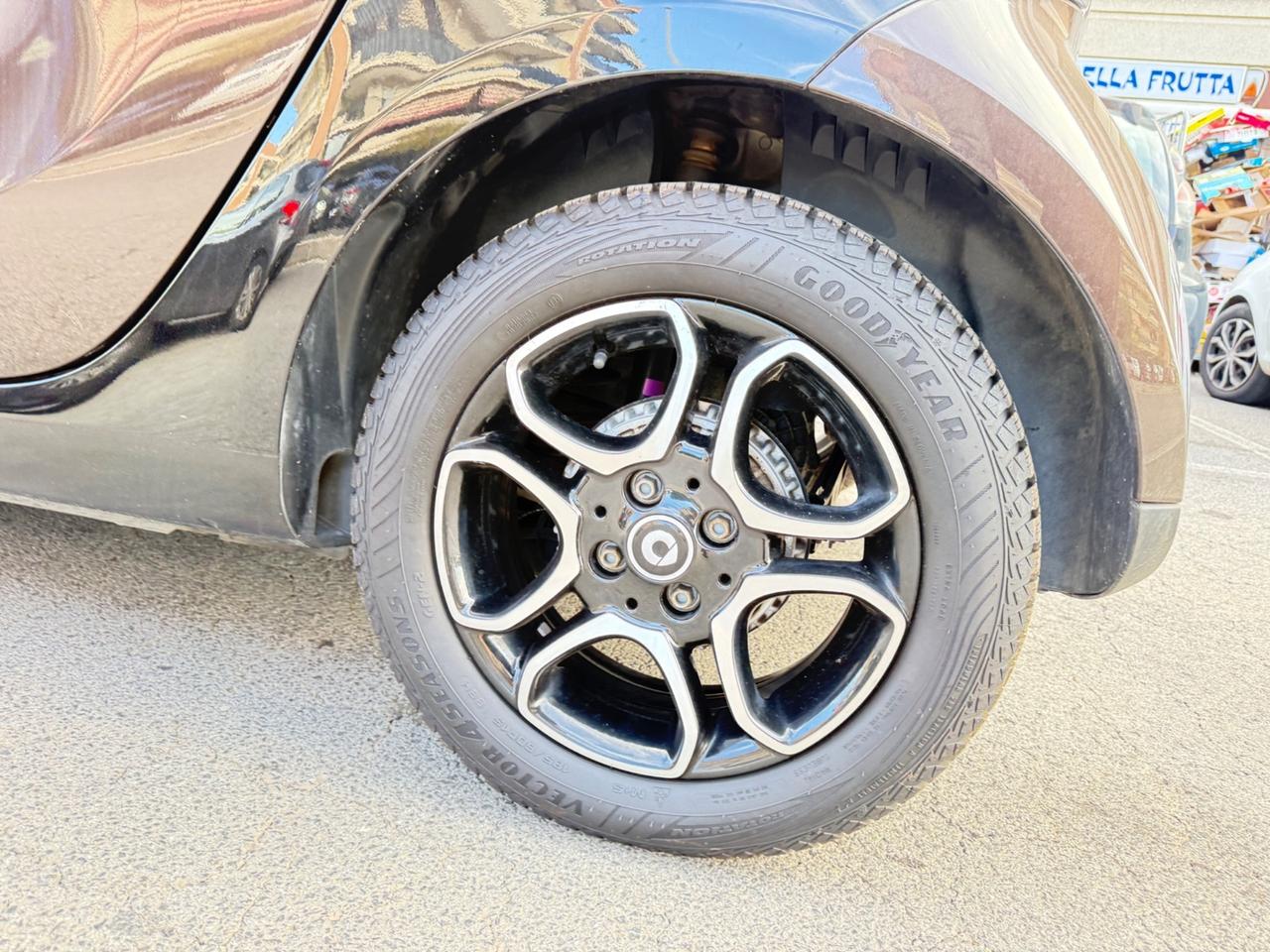 Smart ForTwo 90 0.9 Turbo twinamic Perfect LED NAVI PDC PANORAMA CERCHI 15 BLUETOOTH PELLE