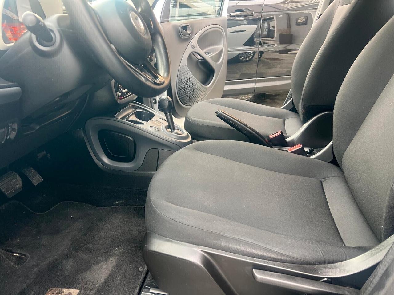 SMART FORFOUR 70 1.0 TWINAMIC PASSION AUT. NEOP.