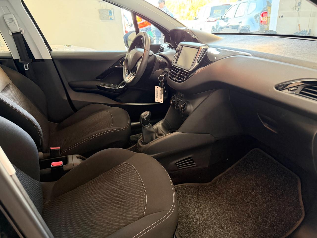 Peugeot 208 BlueHDi 75 5 porte Allure OK NEOPATENTATO