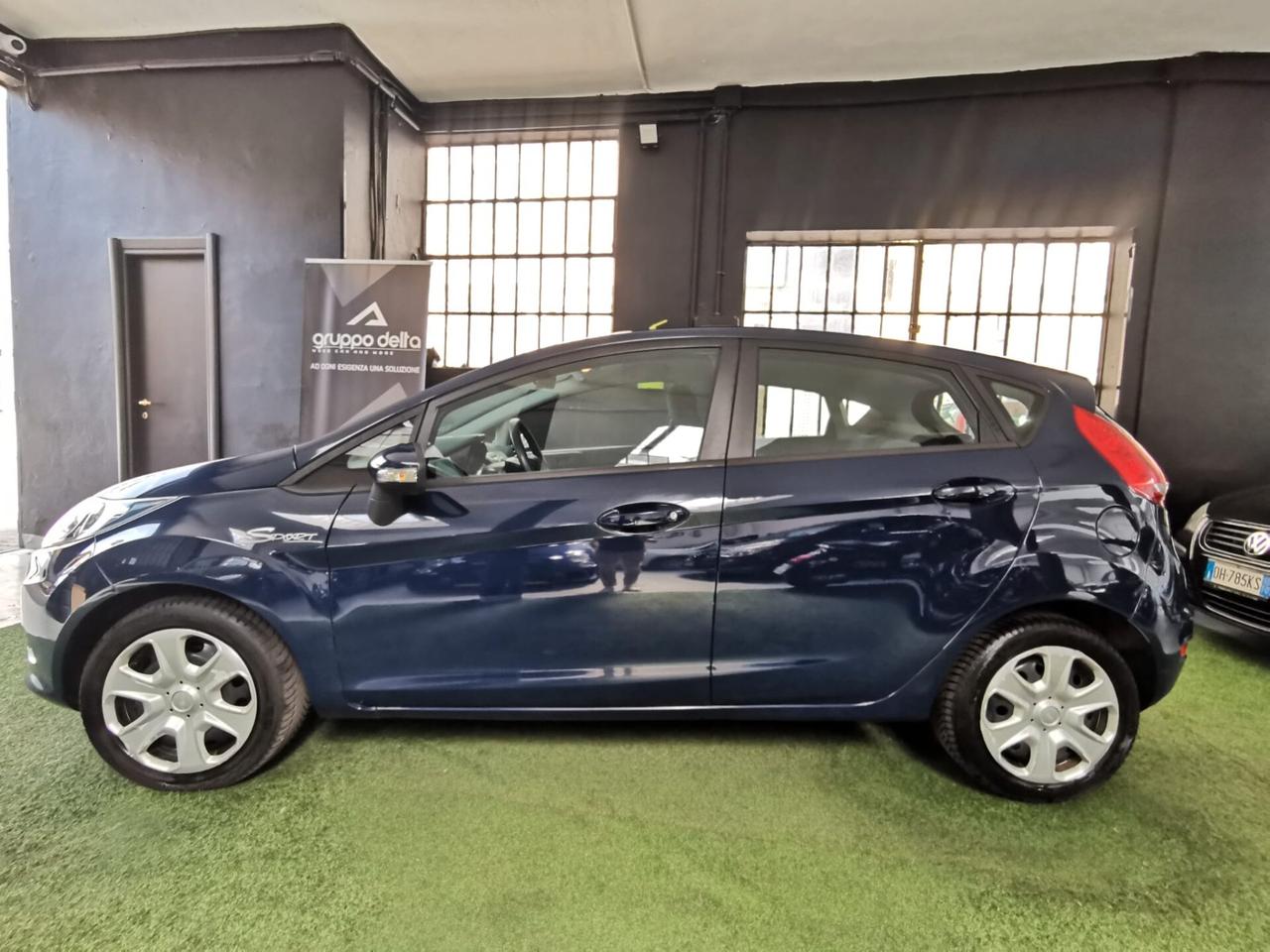 Ford Fiesta 1.4 5 porte Titanium GARANZIA 12 MESI