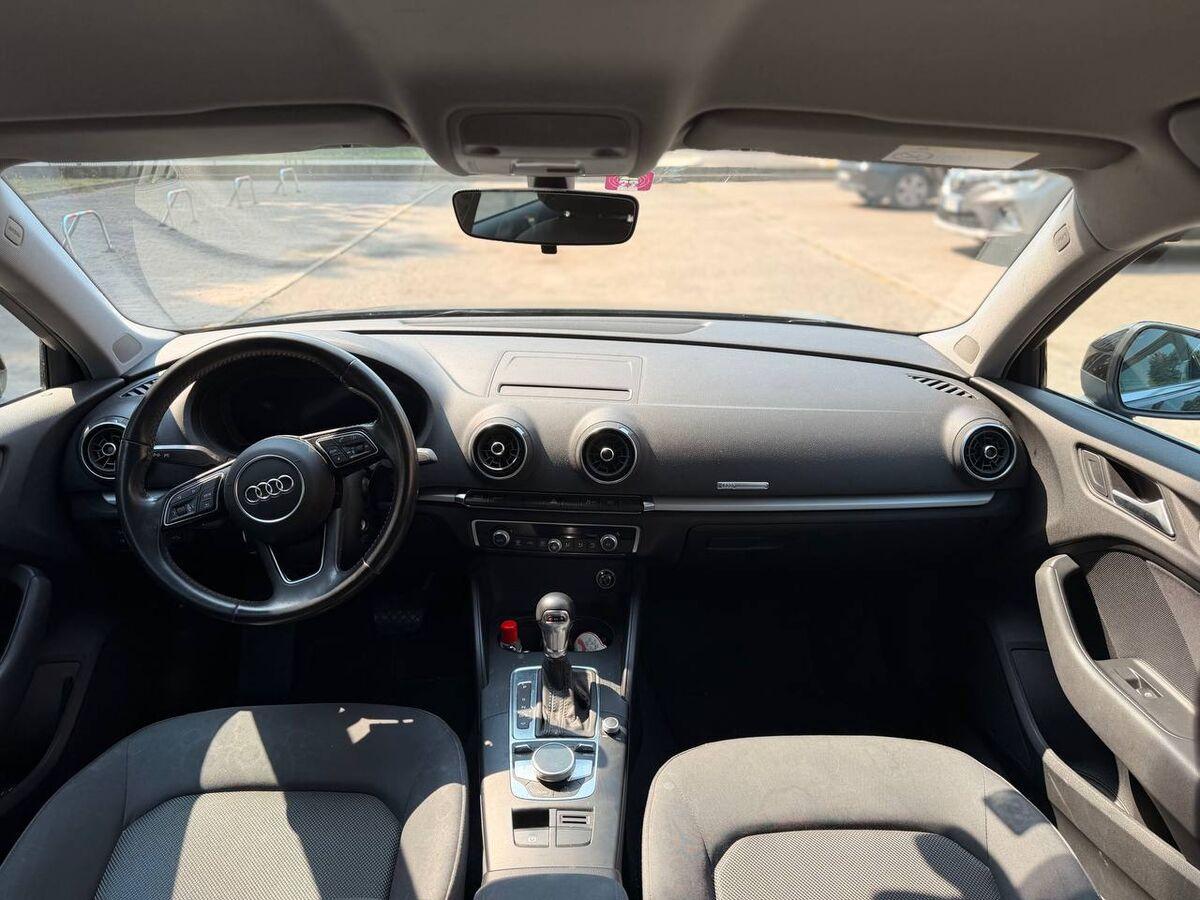 Audi A3 Sportback 30 1.6 tdi Business 116cv s-tronic my19 SLINE