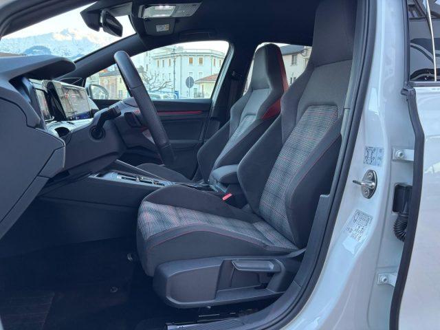 VOLKSWAGEN Golf VIII 2.0 TSI DSG GTI