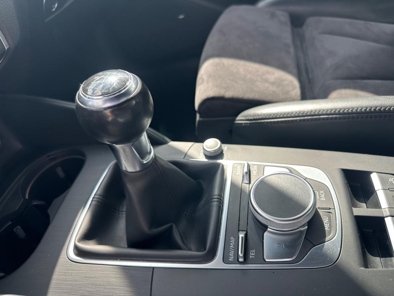 Audi A3 Cabrio 2.0 TDI S-Line stra full