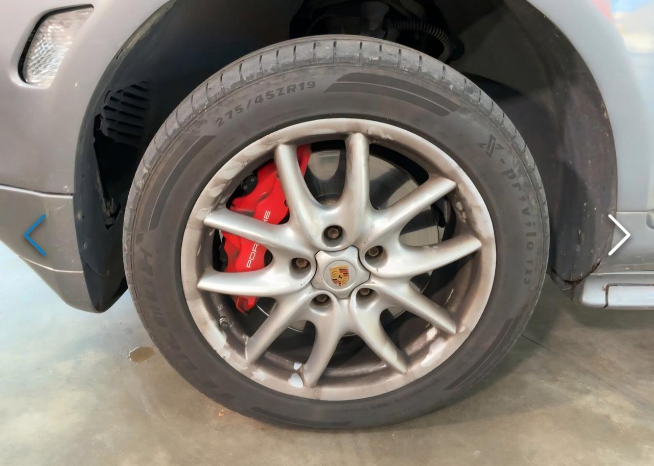 Porsche Cayenne 4.5 cat Turbo S 521cv