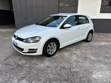 Volkswagen Golf 1.6 TDI. Neopatentati. Garanzia