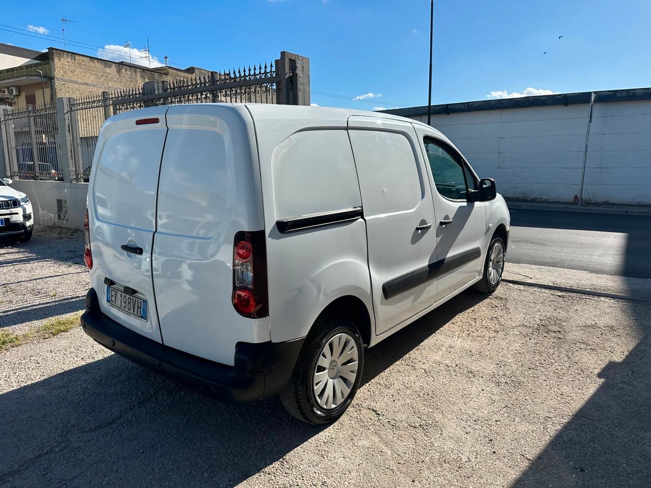 Peugeot Partner 1.6 Hdi 92 Cv 2014 3 Posti