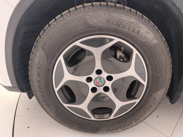 ALFA ROMEO Stelvio 2.2 t Business Q4 190cv auto