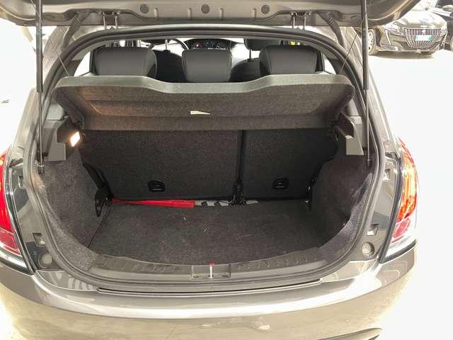 Lancia Ypsilon 1.0 firefly hybrid 69cv Gold Plus