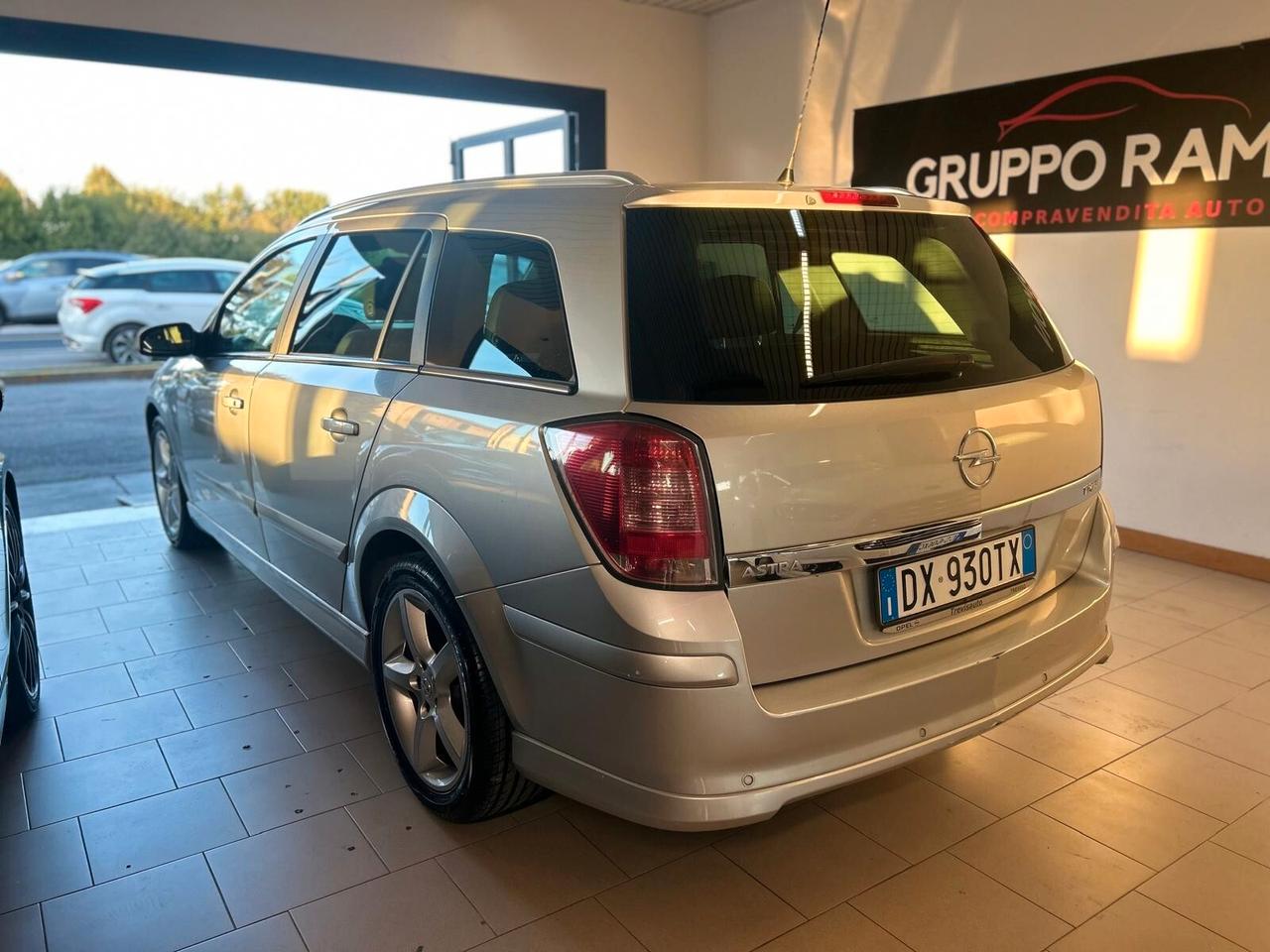 Opel Astra 1.7 CDTI 110CV 5 porte Cosmo