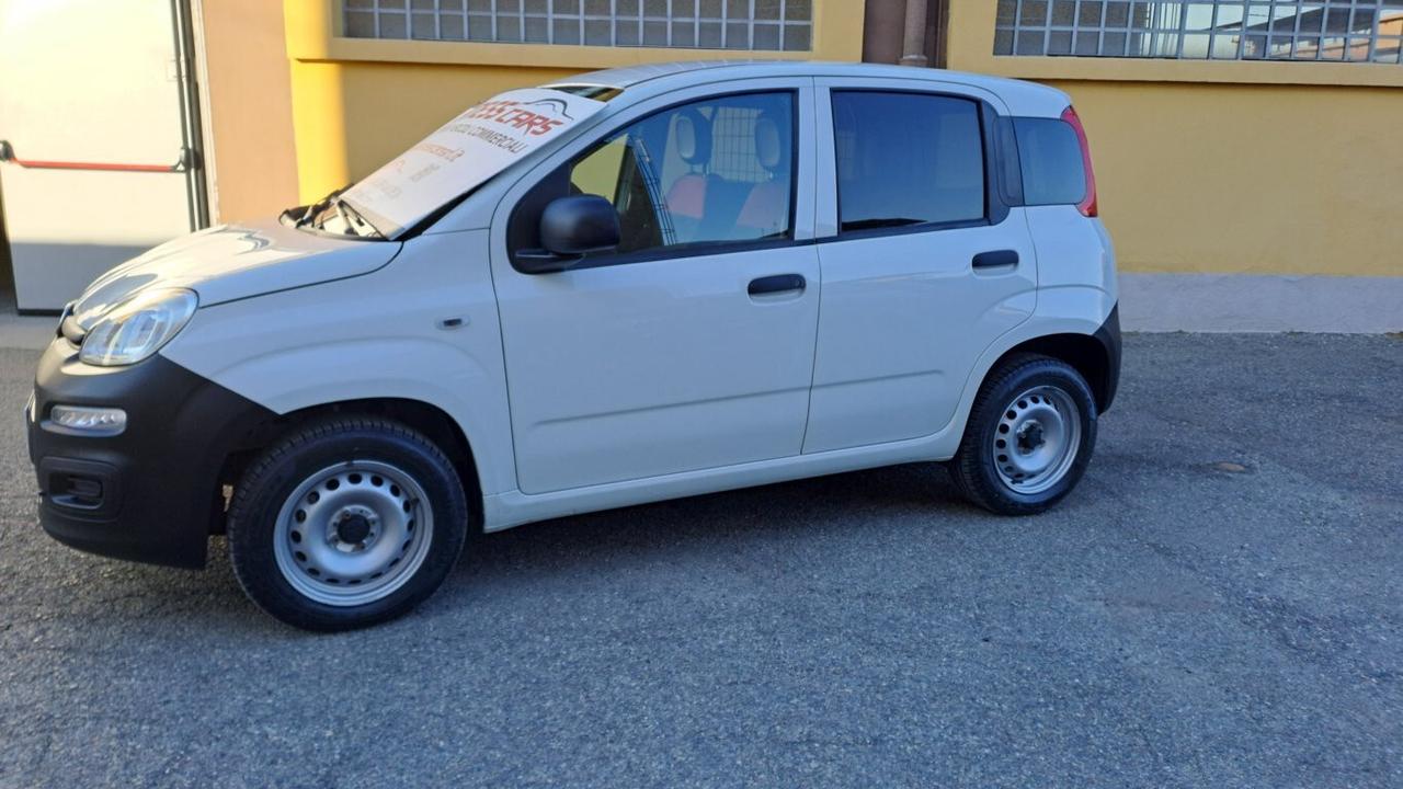 Fiat Panda 1.2 69 CV VAN 2 POSTI - KM. 13000 CERTIFICATI ! UNICO PROPRIETARIO OMOL.AUTOCARRO IVA NON INCLUSA