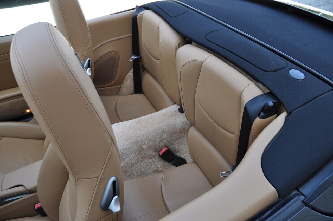 Porsche 911 Carrera 4S Cabriolet
