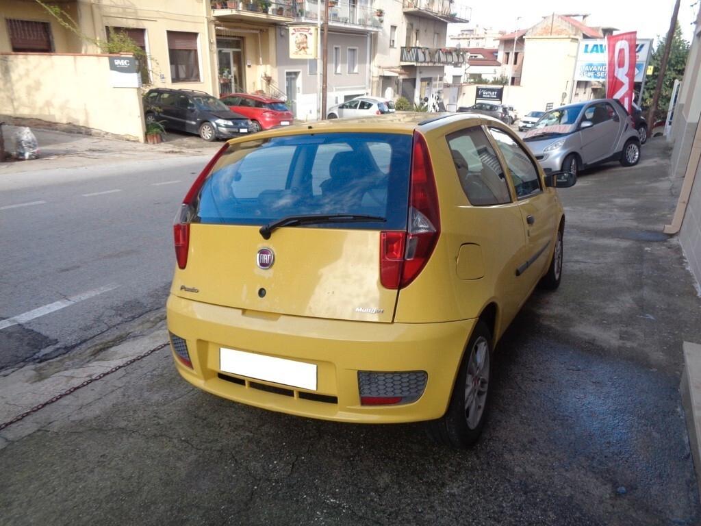 Fiat Punto 1.3 MJT 69CV (Neopatentati)