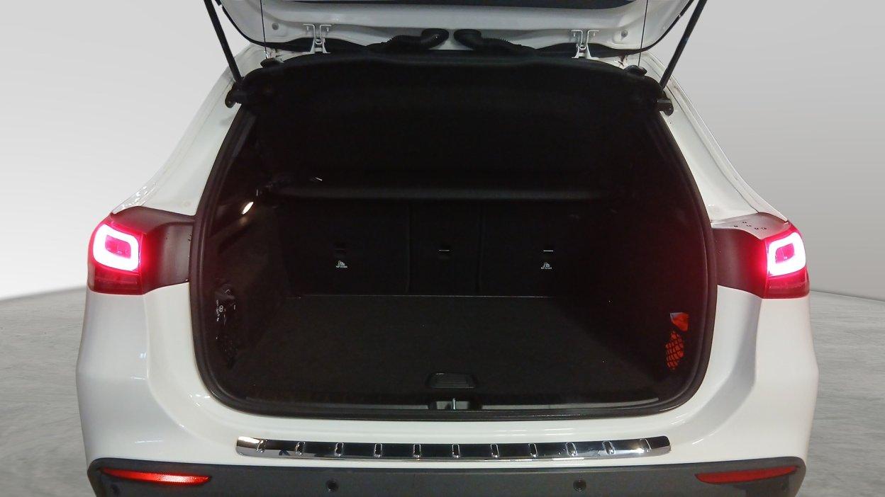 Mercedes-Benz GLA (H247) - GLA 180 d Automatic Sport Plus