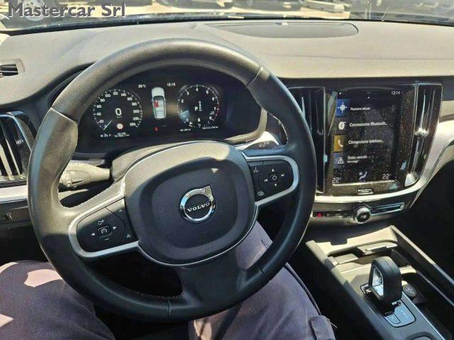 VOLVO V60 V60 2.0 b3 Momentum N1 auto 7m - GH345PR