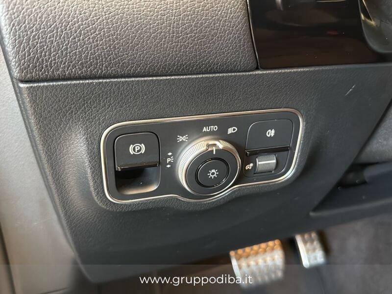 Mercedes-Benz GLA GLA-H247 2023 200 d AMG Line Advanced Plus auto